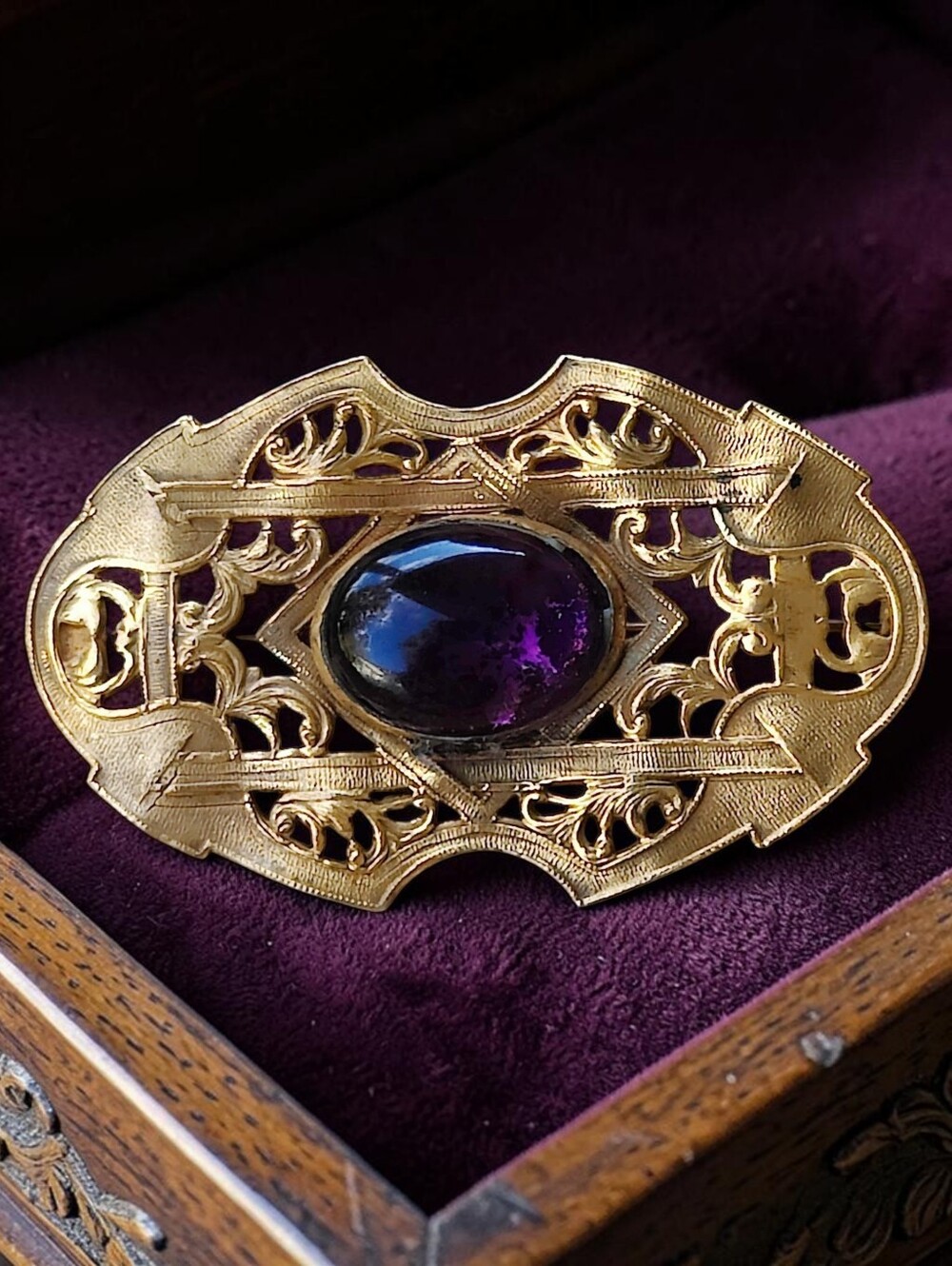 Antique Victorian Gold Gilt Sash Brooch With Amethyst